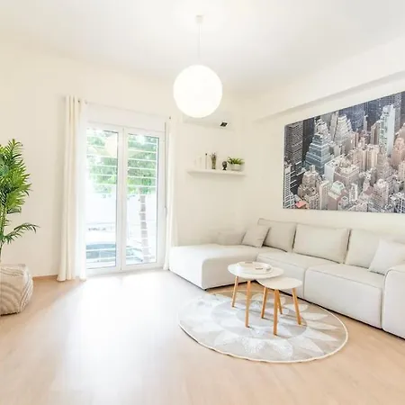 Luana's Charming In Pagrati * Athens
