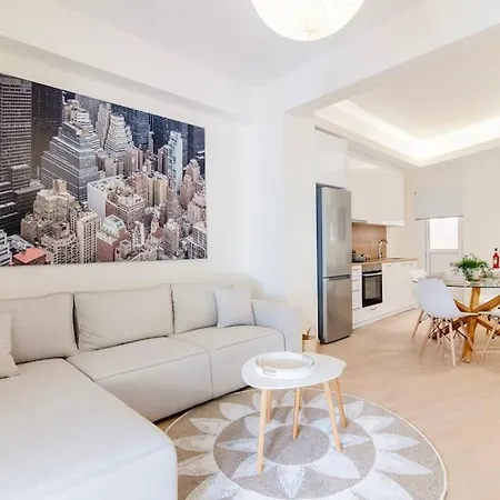 Luana's Charming In Pagrati